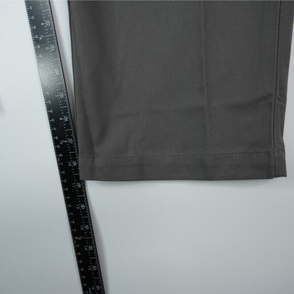 Magellan Outdoors Chino Pants Mens 42X30 Dark Gray Flat Front Heritage New - Picture 8 of 10